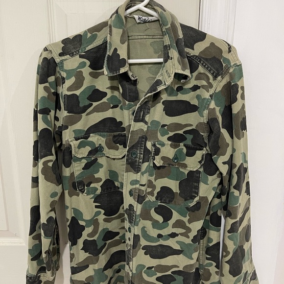 Vintage Woolrich Button up - Picture 1 of 2